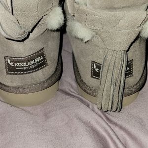 Ugg Koolaburra size 8 boots